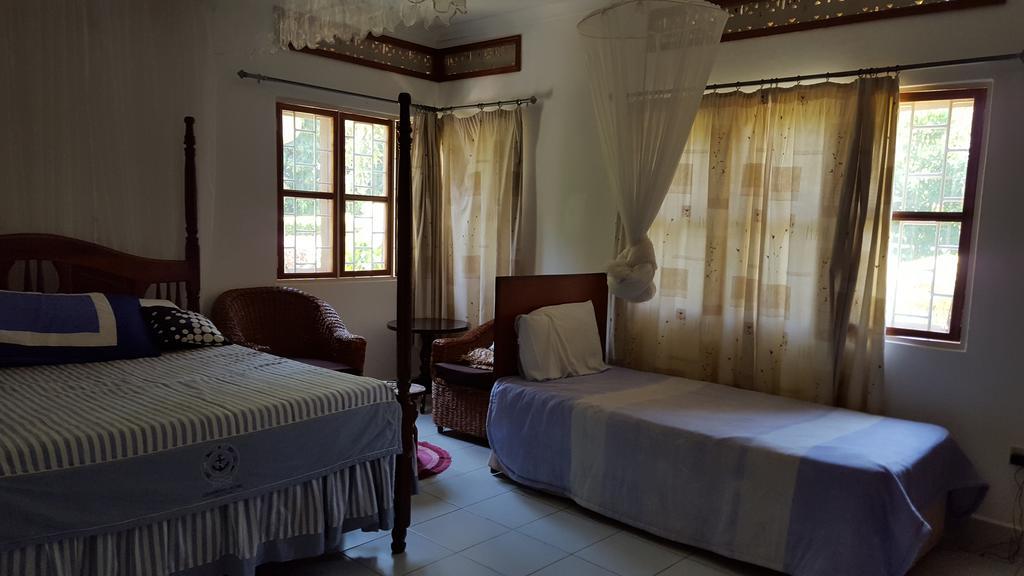 Brownstone Country Home Lira Εξωτερικό φωτογραφία