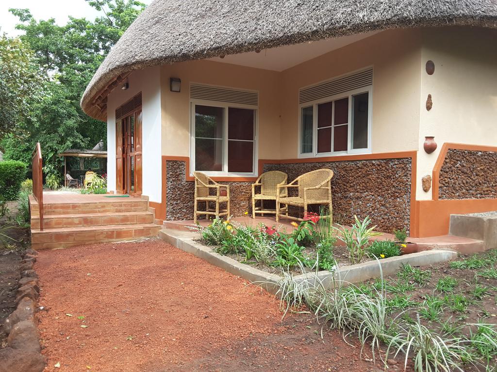 Brownstone Country Home Lira Εξωτερικό φωτογραφία