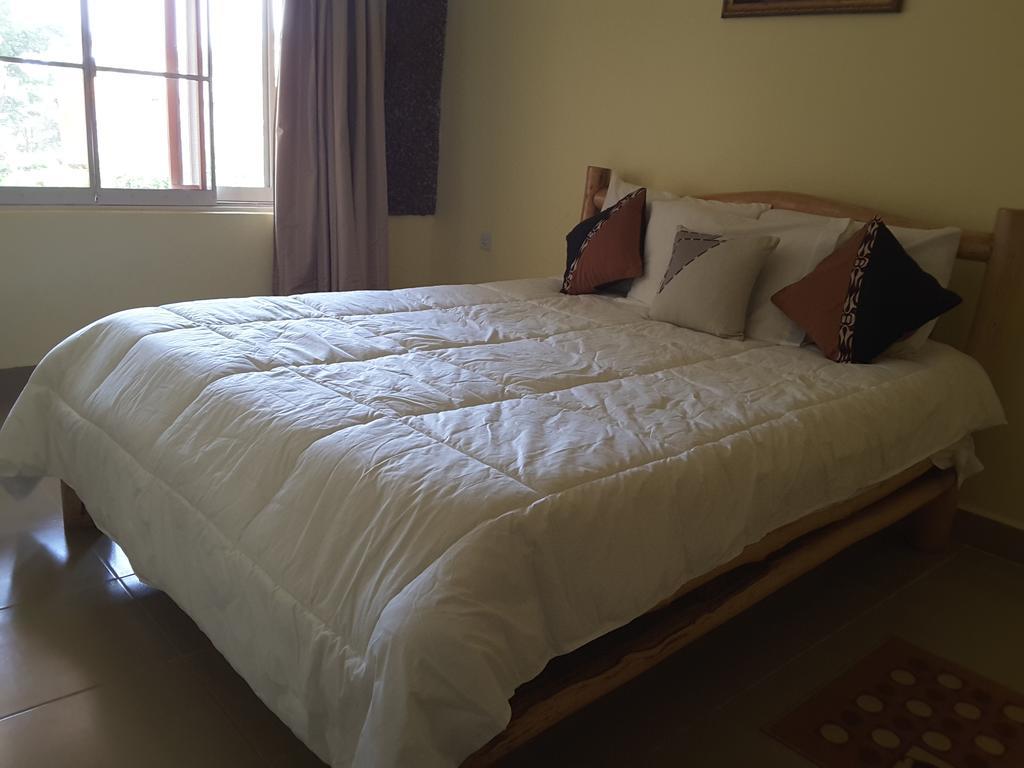 Brownstone Country Home Lira Εξωτερικό φωτογραφία