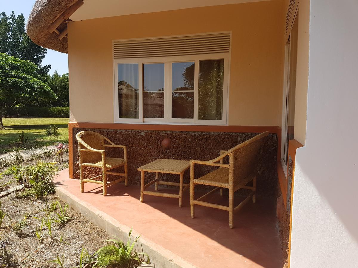 Brownstone Country Home Lira Εξωτερικό φωτογραφία