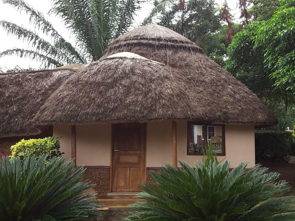 Brownstone Country Home Lira Εξωτερικό φωτογραφία