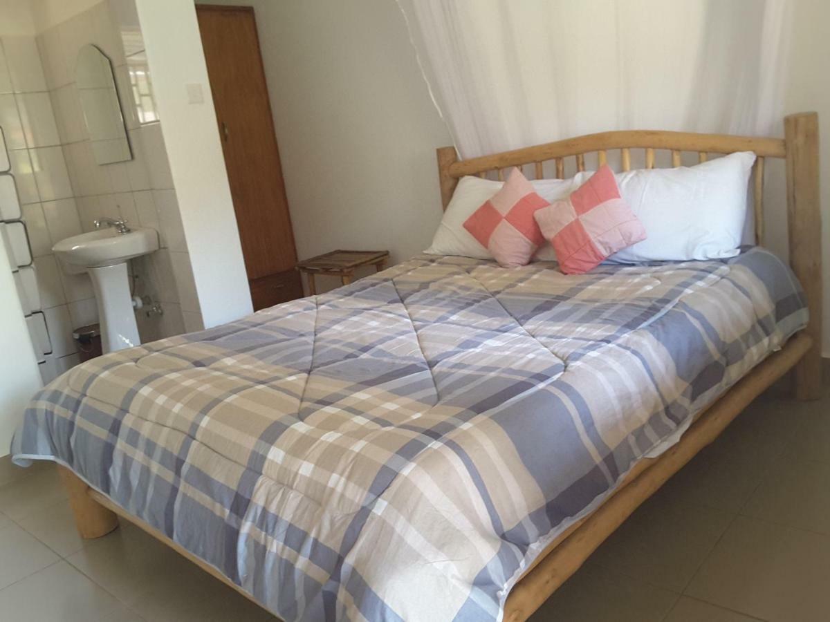 Brownstone Country Home Lira Εξωτερικό φωτογραφία