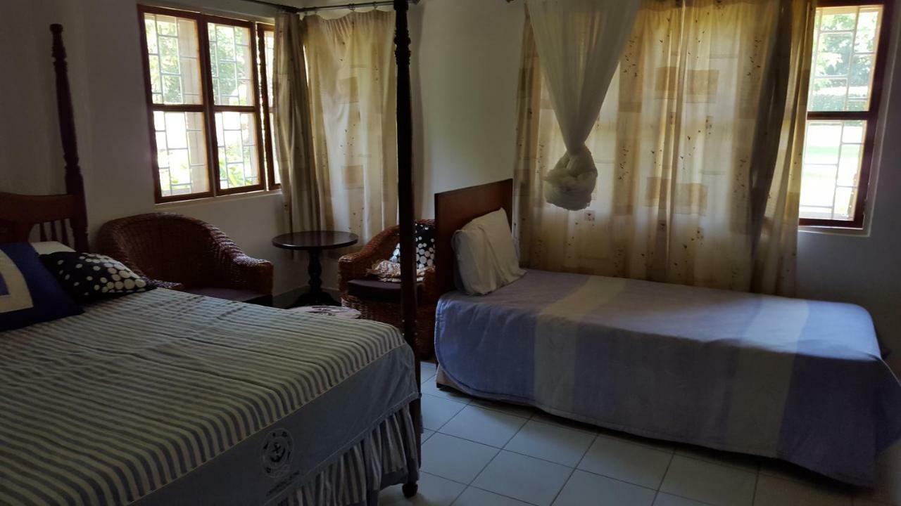 Brownstone Country Home Lira Εξωτερικό φωτογραφία
